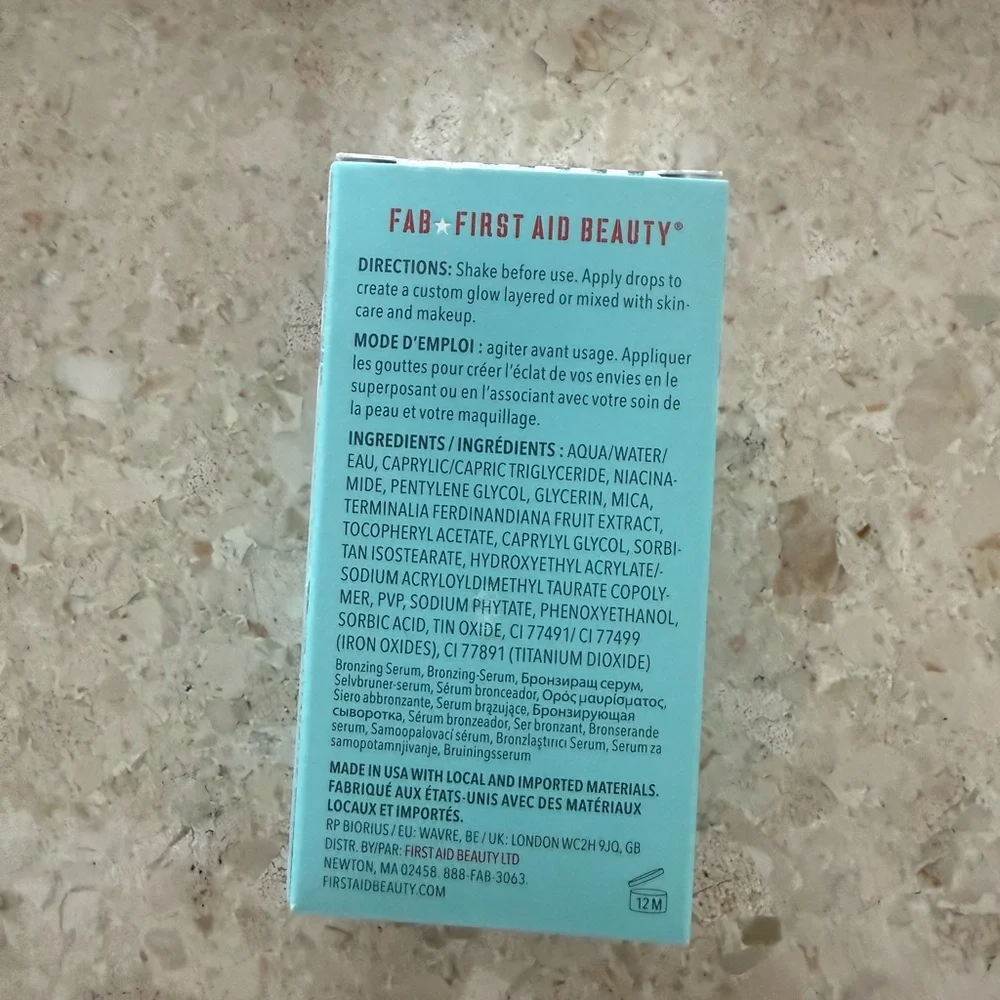 First Aid Beauty Turquoise Facial Glow Box, NWT